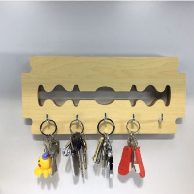 MÓC TREO ĐỒ HÌNH LƯỠI LAM